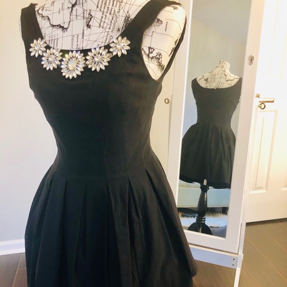 Gracia Little Black Cocktail Dress NWOT - Picture 2 of 2